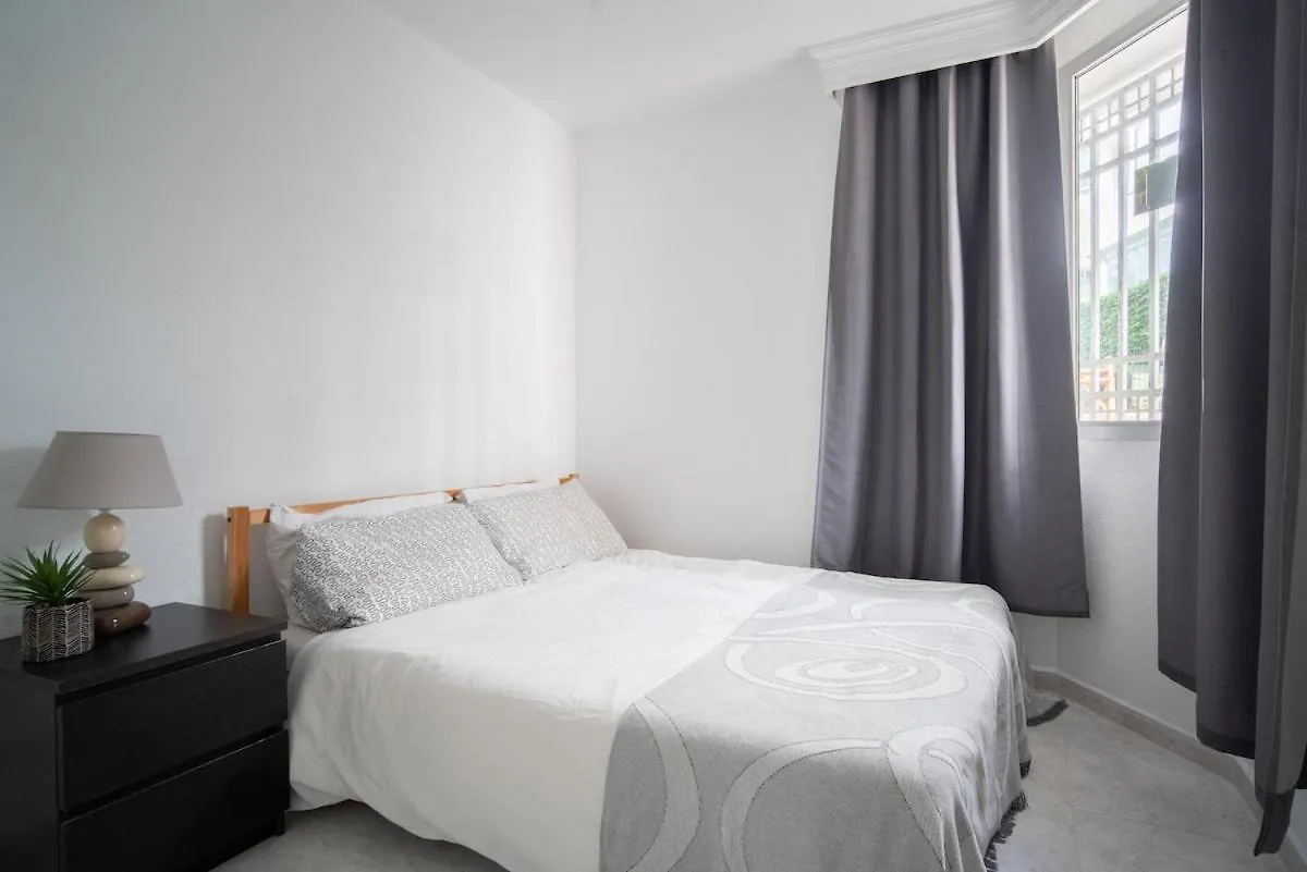 Stunning Townhouse In Los Pacos Fuengirola 0*,