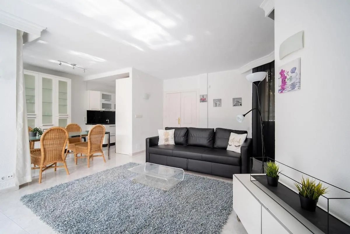 Stunning Townhouse In Los Pacos Fuengirola Apartment
