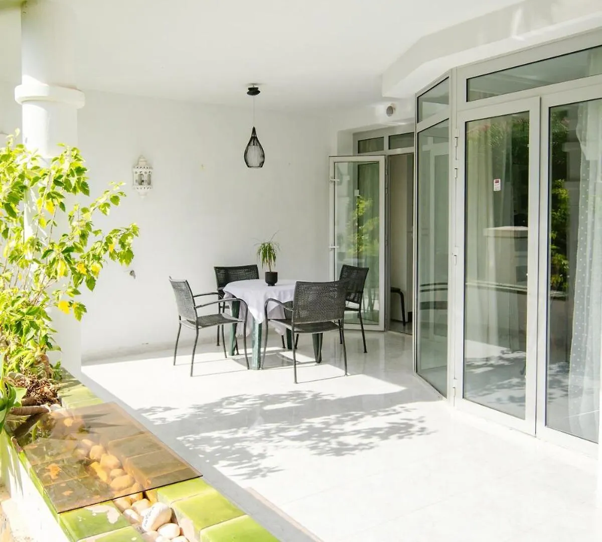 Apartment Stunning Townhouse In Los Pacos Fuengirola Spain